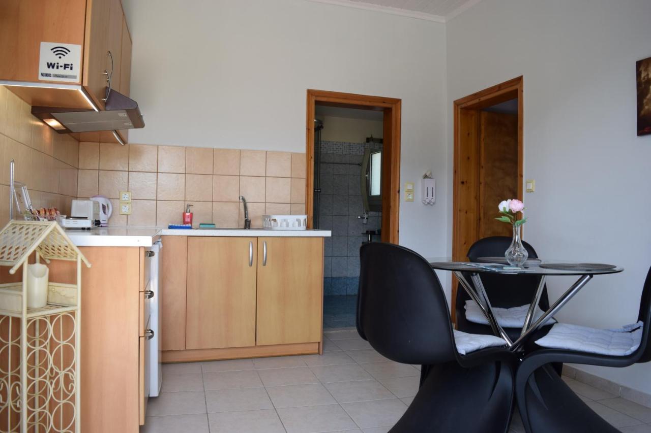Val Di Compare Apartments Vathí Kültér fotó