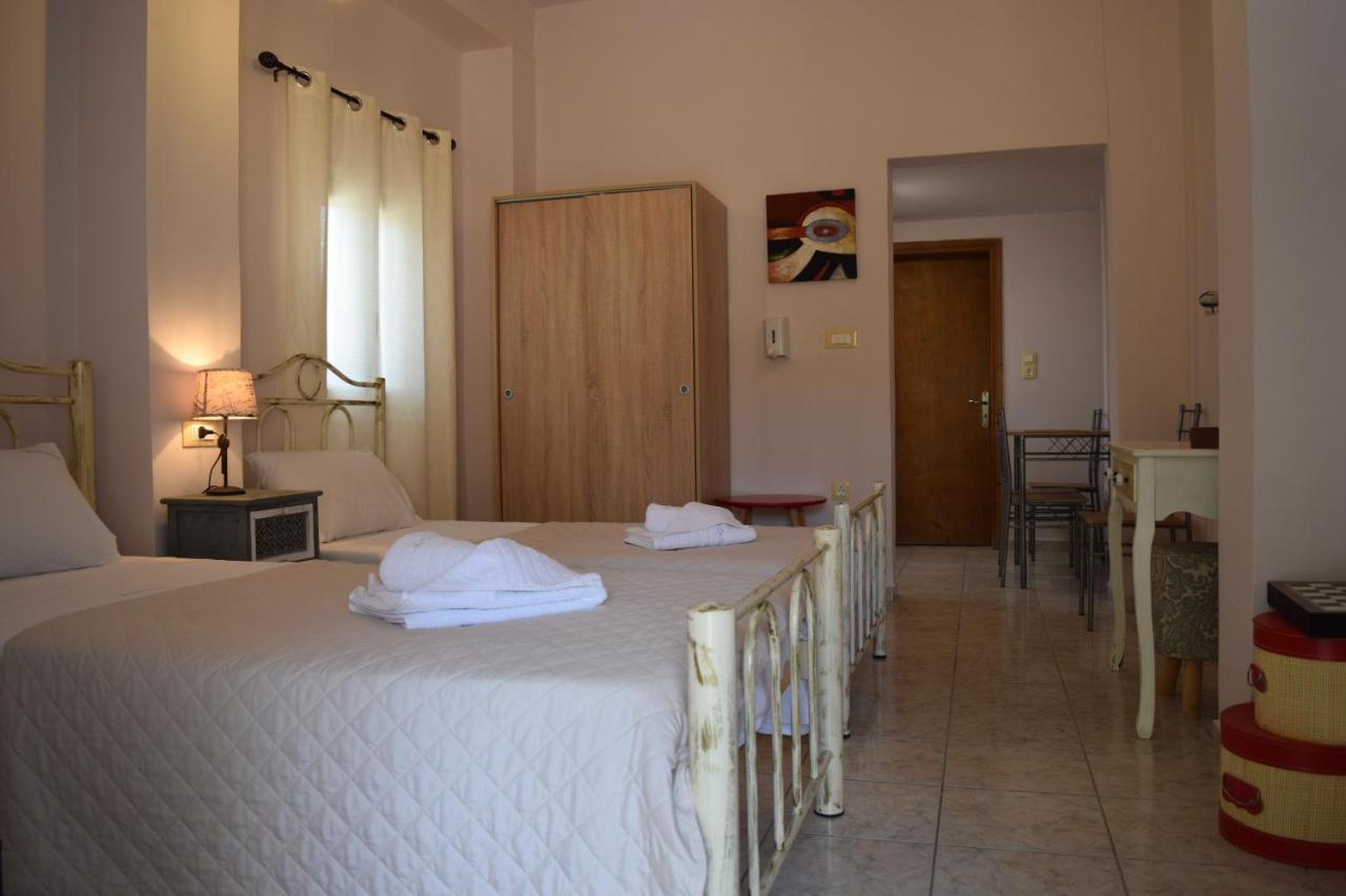 Val Di Compare Apartments Vathí Kültér fotó