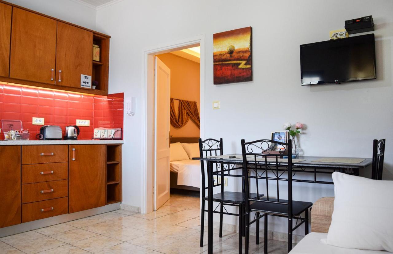 Val Di Compare Apartments Vathí Kültér fotó