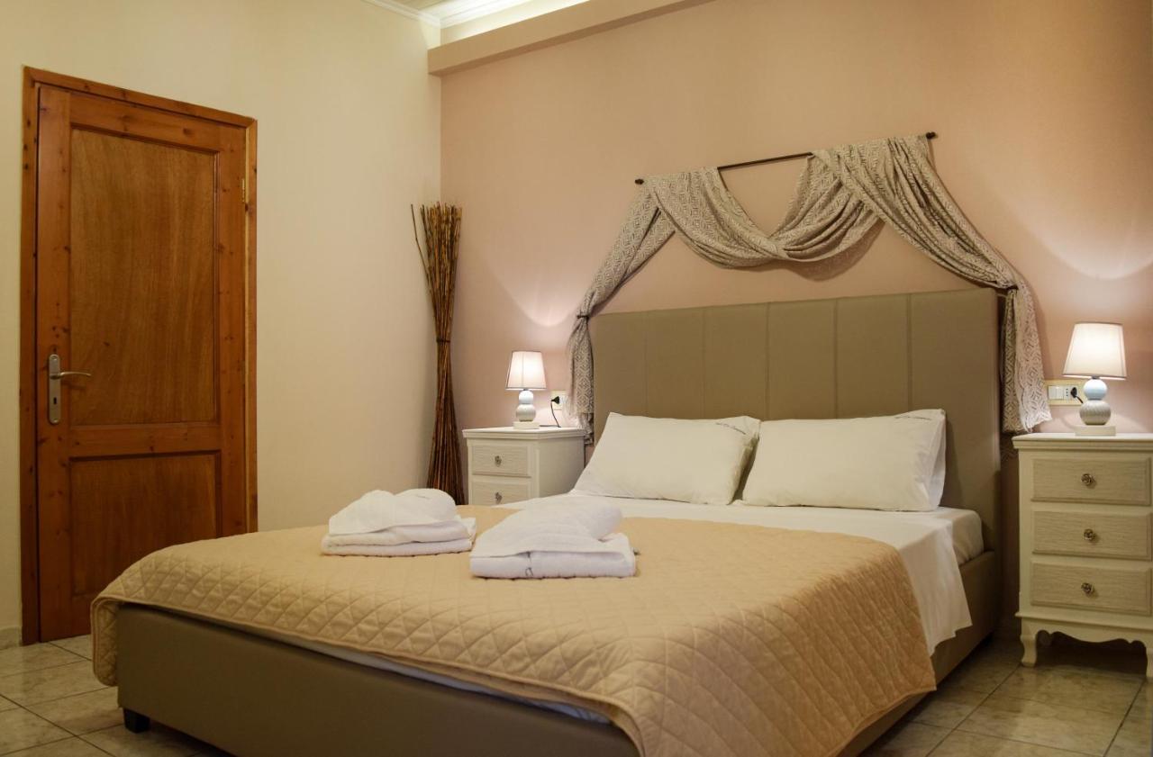 Val Di Compare Apartments Vathí Kültér fotó