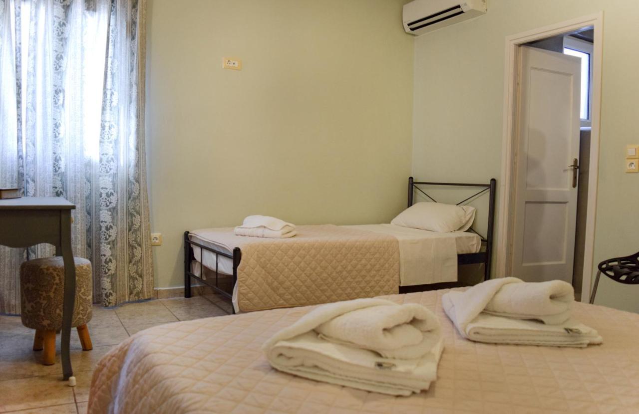 Val Di Compare Apartments Vathí Kültér fotó