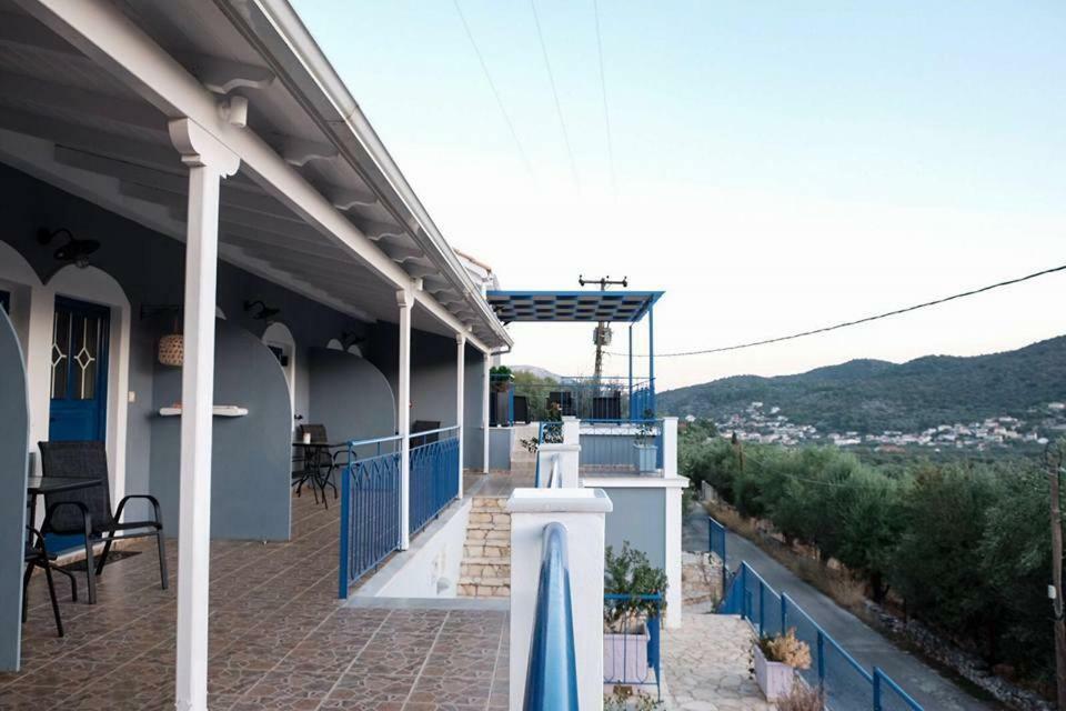 Val Di Compare Apartments Vathí Kültér fotó